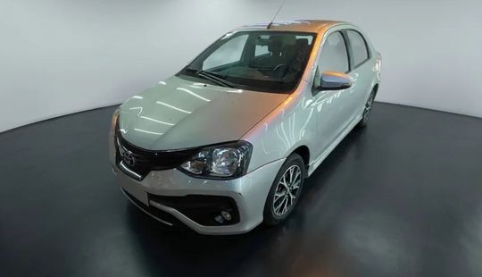 Toyota • Etios