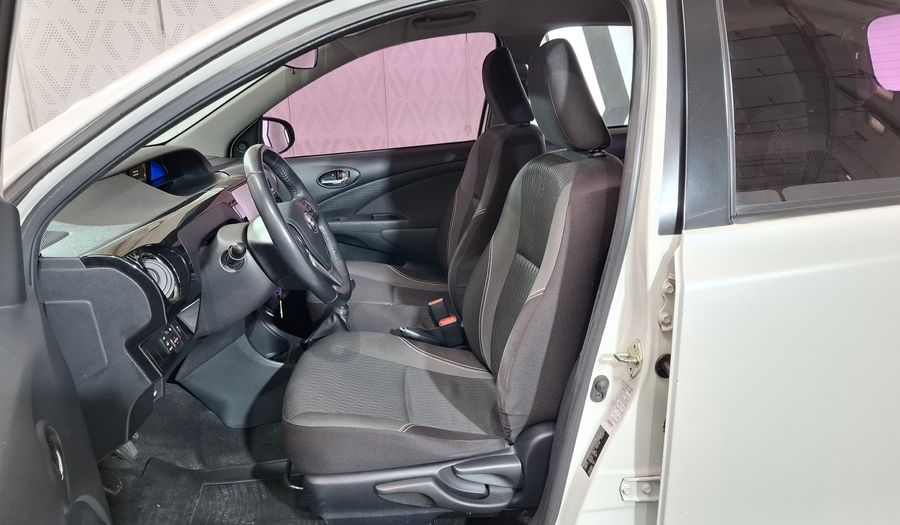 Toyota Etios 1.5 XLS Hatchback 2018