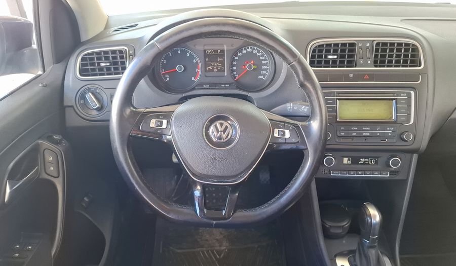 Volkswagen Vento 1.6 HIGHLINE TIPTRONIC Sedan 2015