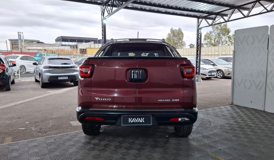 Fiat Toro 2.0 VOLCANO 4WD AT Pickup 2017