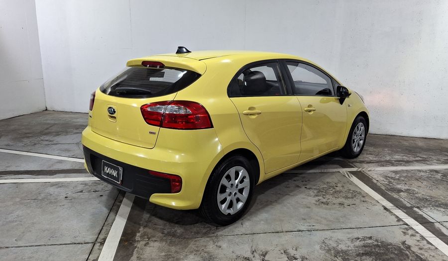 Kia Rio 1.6 LX MT Hatchback 2016