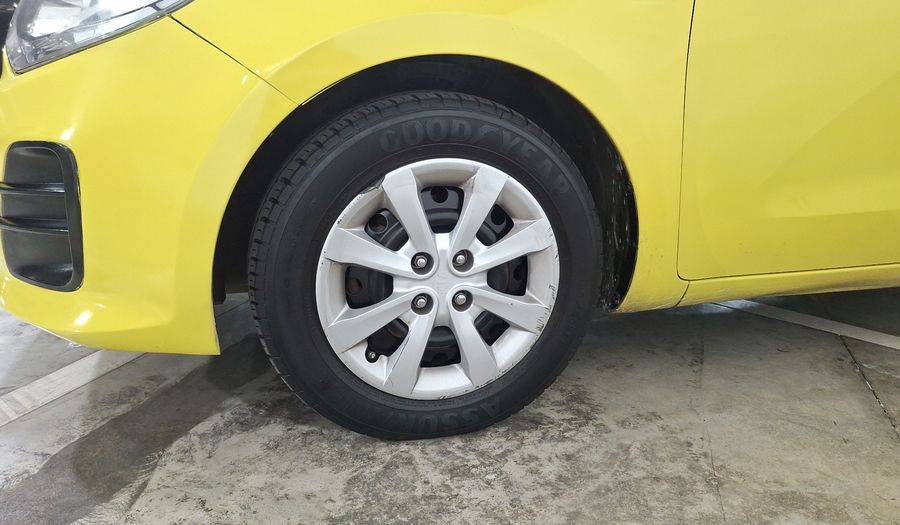 Kia Rio 1.6 LX MT Hatchback 2016