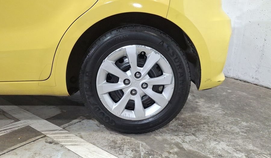 Kia Rio 1.6 LX MT Hatchback 2016