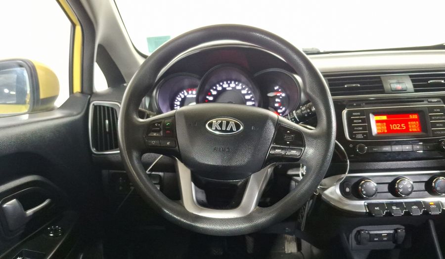 Kia Rio 1.6 LX MT Hatchback 2016
