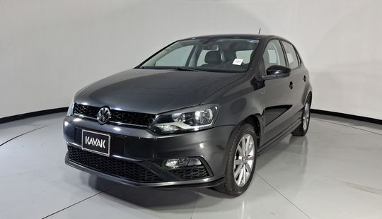 Volkswagen • Polo
