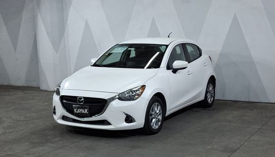 Mazda • Mazda 2