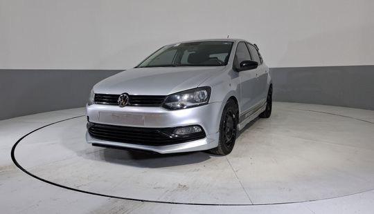 Volkswagen • Polo