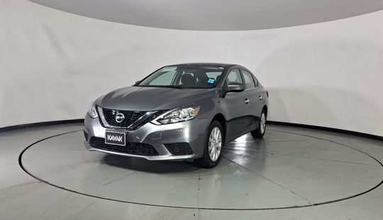 Nissan • Sentra
