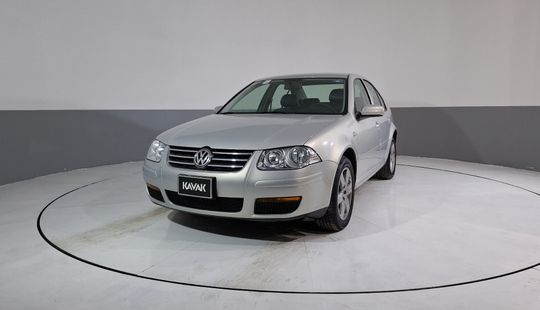 Volkswagen • Jetta