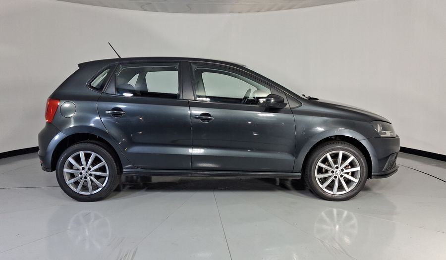 Volkswagen Polo 1.6 COMFORTLINE PLUS Hatchback 2021