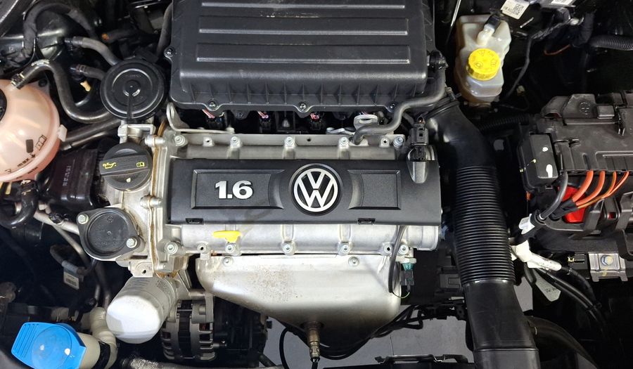 Volkswagen Polo 1.6 COMFORTLINE PLUS Hatchback 2021