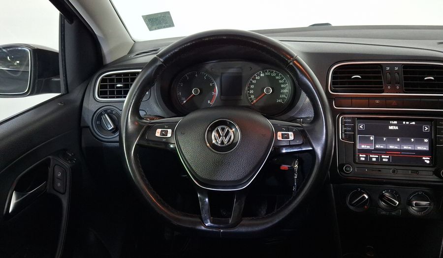 Volkswagen Polo 1.6 COMFORTLINE PLUS Hatchback 2021