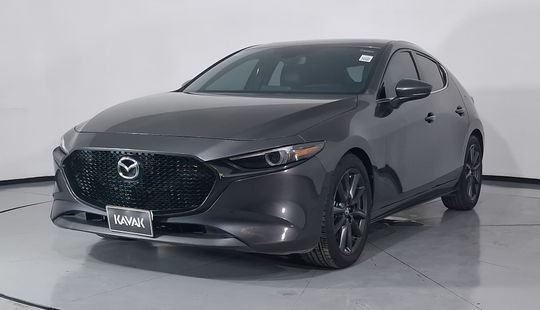 Mazda • Mazda 3