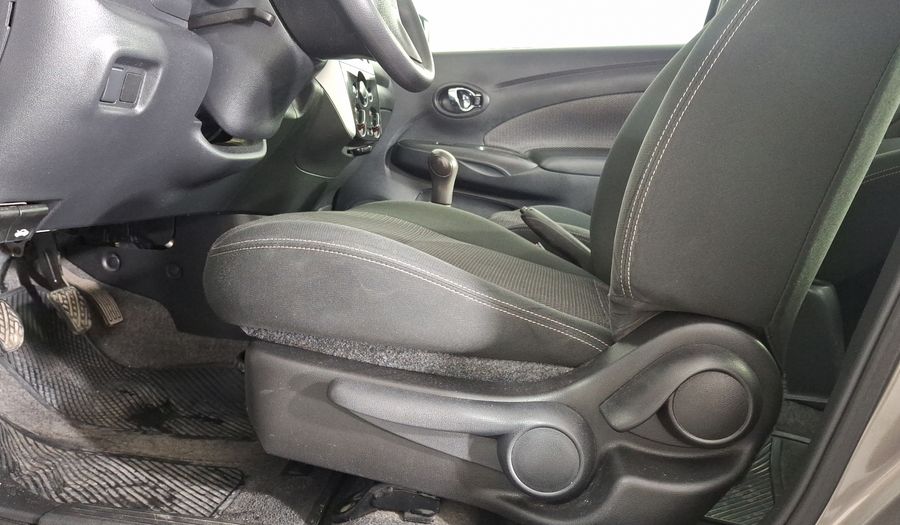 Nissan Versa 1.6 ADVANCE Sedan 2018