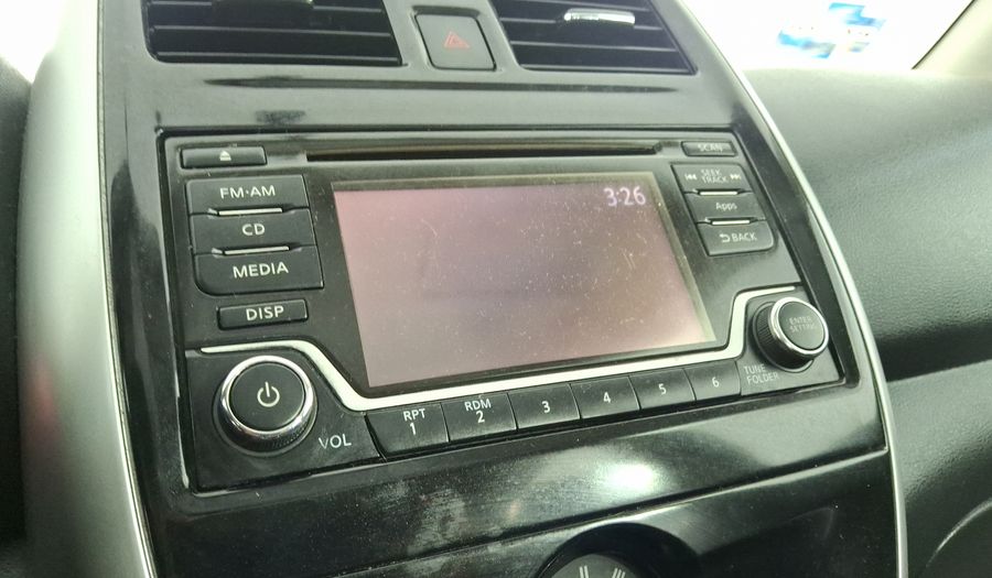 Nissan Versa 1.6 ADVANCE Sedan 2018
