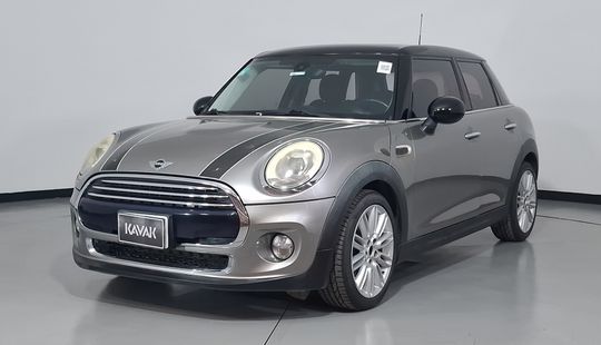 Mini • Cooper