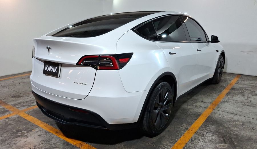 Tesla Model Y BEV LONG RANGE AUTO 4WD Suv 2024