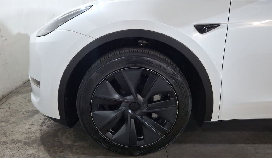 Tesla Model Y BEV LONG RANGE AUTO 4WD Suv 2024