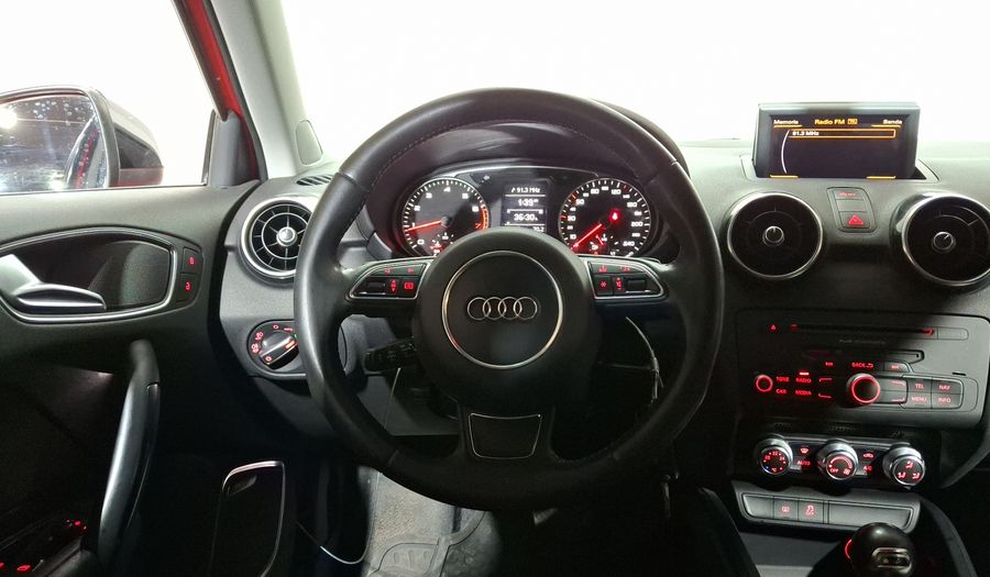 Audi A1 1.4 TFSI EGO S TRONIC Hatchback 2014
