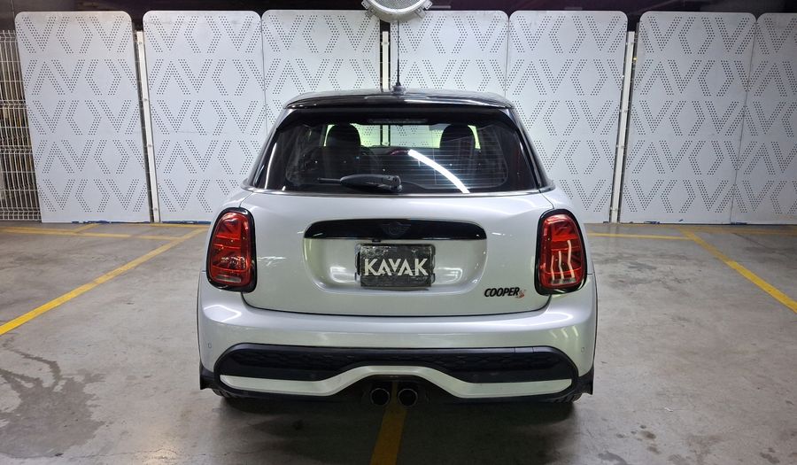 Mini Cooper S 2.0 COOPER CLASSIC DCT Hatchback 2023