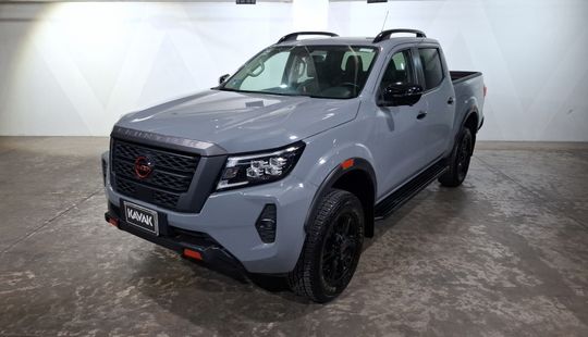 Nissan • Frontier
