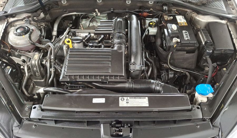 Volkswagen Golf 1.4 HIGHLINE DCT Hatchback 2018