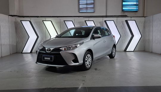 Toyota • Yaris