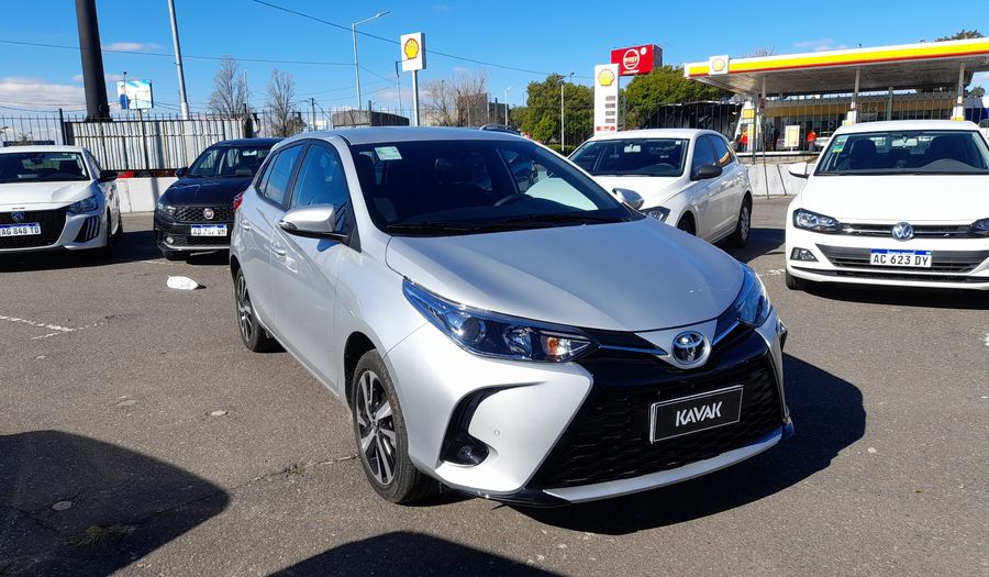 Toyota Yaris 1.5 XLS + CVT Hatchback 2026