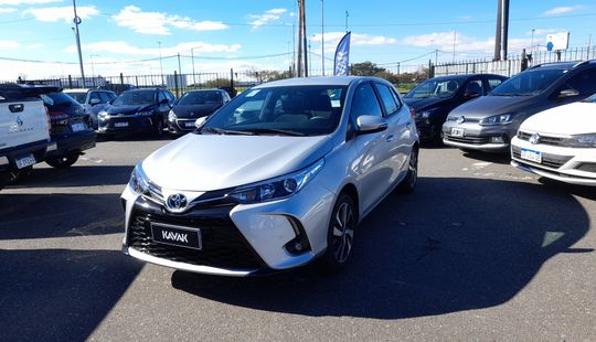 Toyota • Yaris