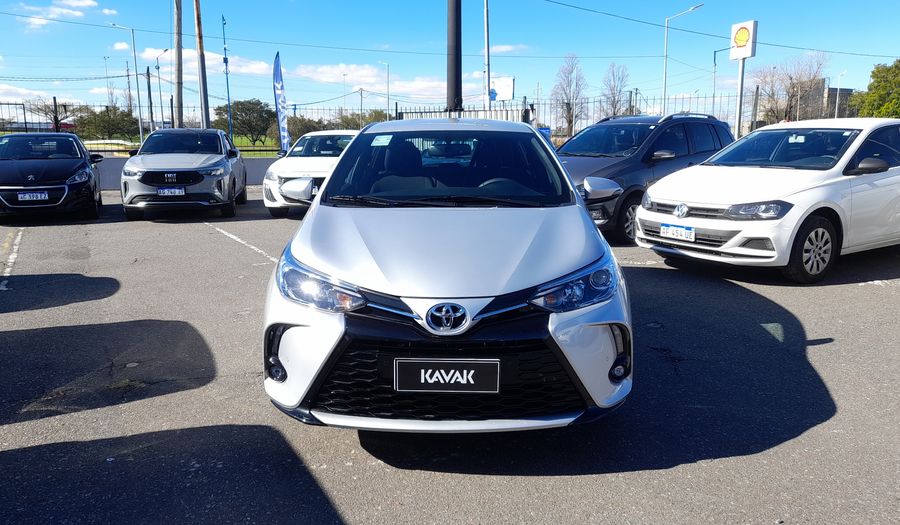 Toyota Yaris 1.5 XLS + CVT Hatchback 2026