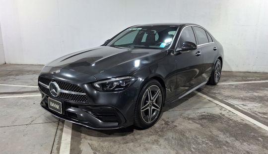 Mercedes Benz • Clase C