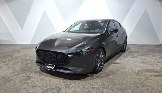 Mazda • Mazda 3