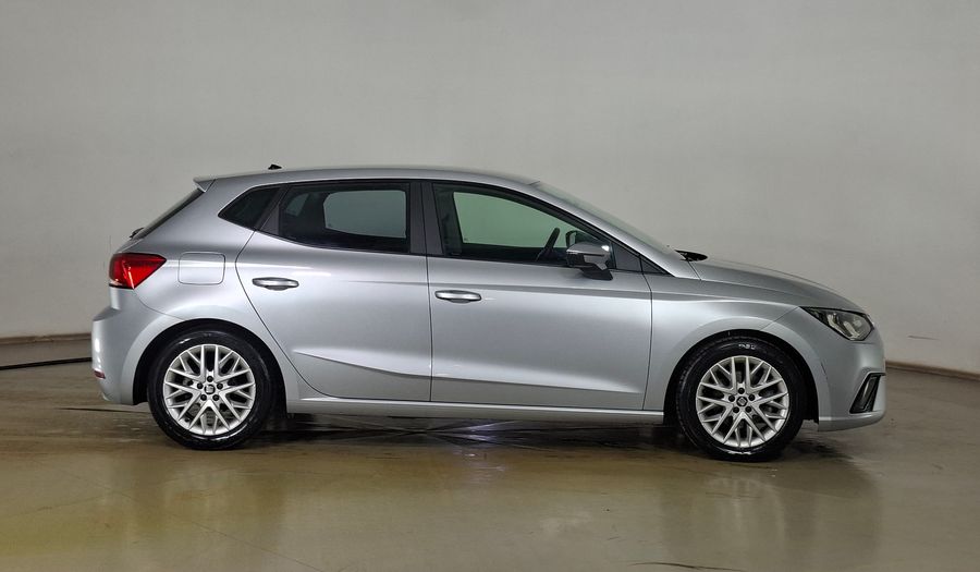 Seat Ibiza 1.6 110 HP STYLE Hatchback 2021