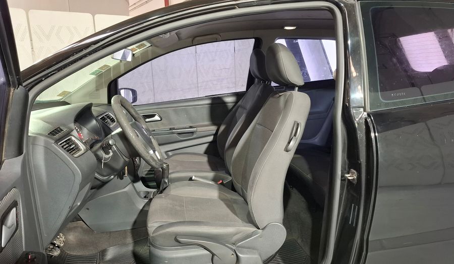 Volkswagen Fox 1.6 TRENDLINE Hatchback 2011