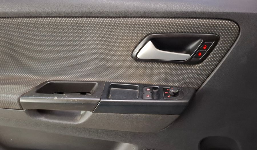 Volkswagen Fox 1.6 TRENDLINE Hatchback 2011