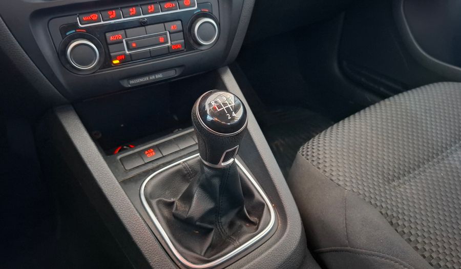 Volkswagen Vento 2.0 TDI 110CV ADVANCE Sedan 2012
