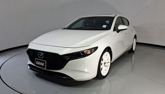 Mazda • Mazda 3