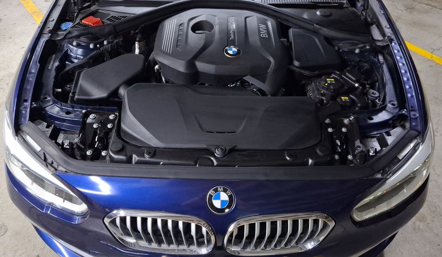 Bmw Serie 1 2.0 120IA URBAN LINE AUTO Hatchback 2017