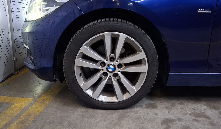 Bmw Serie 1 2.0 120IA URBAN LINE AUTO Hatchback 2017