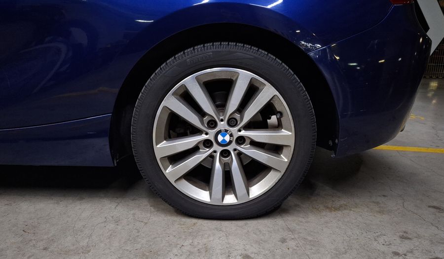 Bmw Serie 1 2.0 120IA URBAN LINE AUTO Hatchback 2017