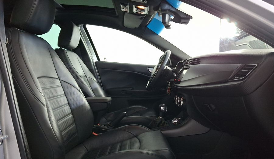 Alfa Romeo Giulietta 1.8 VELOCE TCT Hatchback 2021