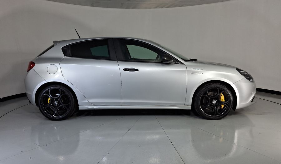 Alfa Romeo Giulietta 1.8 VELOCE TCT Hatchback 2021