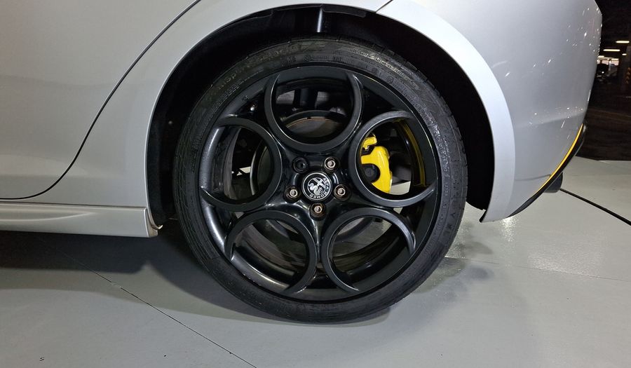 Alfa Romeo Giulietta 1.8 VELOCE TCT Hatchback 2021