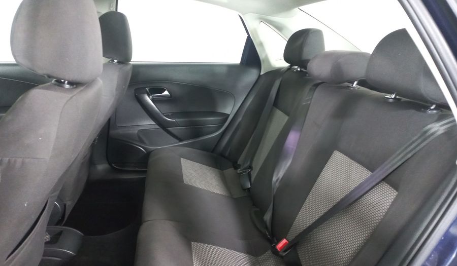 Volkswagen Vento 1.6 STARTLINE TIPTRONIC Sedan 2016