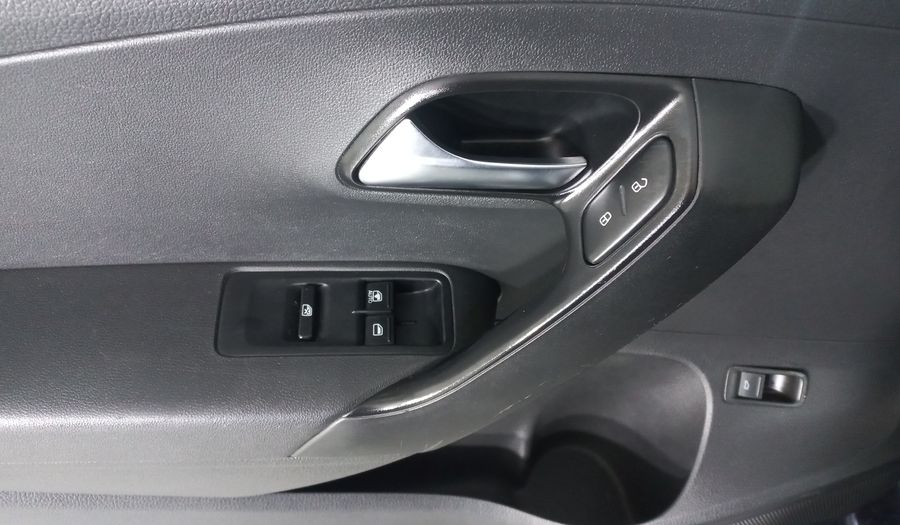 Volkswagen Vento 1.6 STARTLINE TIPTRONIC Sedan 2016