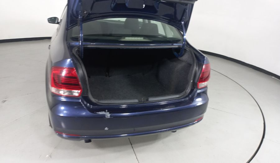 Volkswagen Vento 1.6 STARTLINE TIPTRONIC Sedan 2016