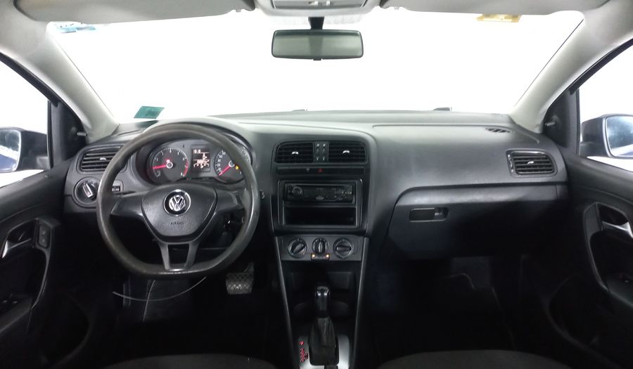 Volkswagen Vento 1.6 STARTLINE TIPTRONIC Sedan 2016