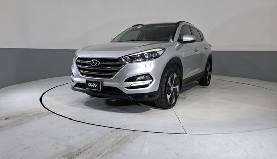 Hyundai • Tucson