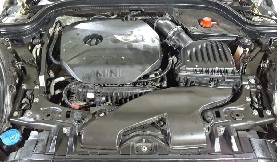 Mini Cooper 1.5 COOPER CHILI AT Hatchback 2015