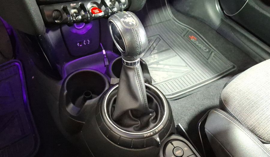 Mini Cooper 1.5 COOPER CHILI AT Hatchback 2015